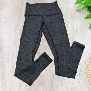 Lululemon‎ Wunder Under Pant Size 6 HI-RISE 31"  Heathered Black Variegated Knit